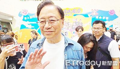 張善政「不含不動產」身價破億　出席桃園音樂節「微笑」未回應