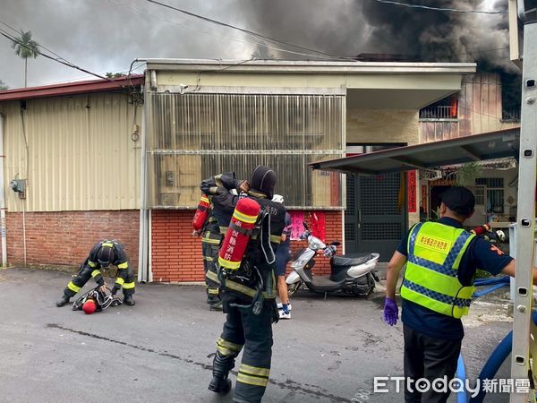 ▲埔里鎮蜈蚣里光復巷住宅18日傳火警。（圖／記者高堂堯翻攝）