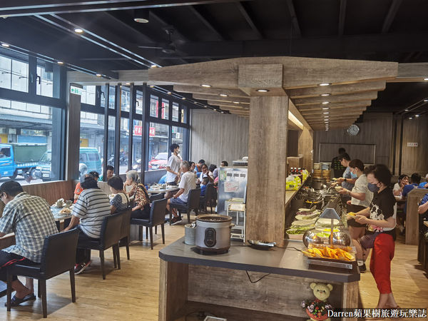 ▲▼德堡牛排新莊中正店。（圖／部落客Darren蘋果樹旅遊玩樂誌授權提供）