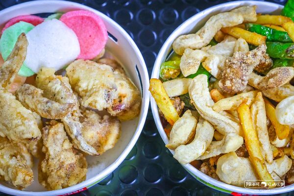 ▲▼全球炸雞排骨飯。（圖／部落客陳小可的吃喝玩樂授權提供