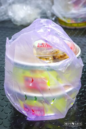 ▲▼全球炸雞排骨飯。（圖／部落客陳小可的吃喝玩樂授權提供