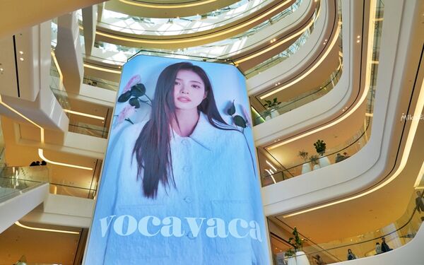 ▲▼Starfield星空圖書館。（圖／部落客mika授權提供）