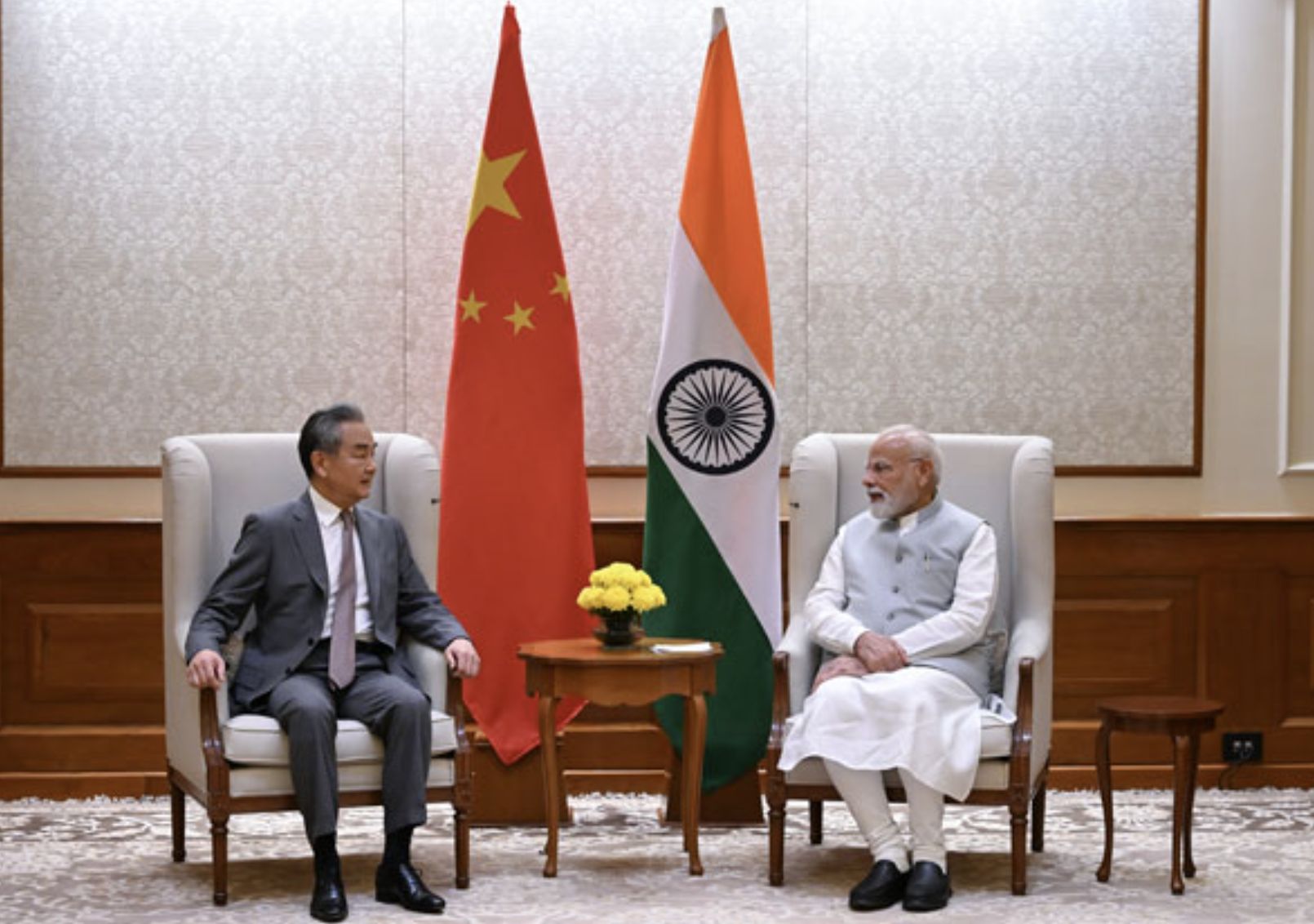 ▲印度總理莫迪與大陸外交部長王毅會面。（圖／翻攝新華社）