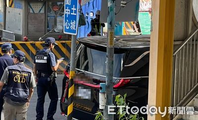 天道盟鐵霸涉洗錢被捕!妻坐400萬豪車...新北檢外守候遭警驅離