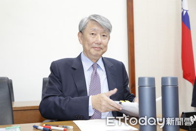 快訊／經濟部長郭智輝內部信曝光　證實「已請辭」基於健康因素
