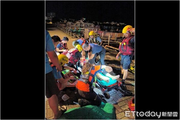 ▲▼台南安平區漁人碼頭女子墜海。（圖／記者林東良翻攝）