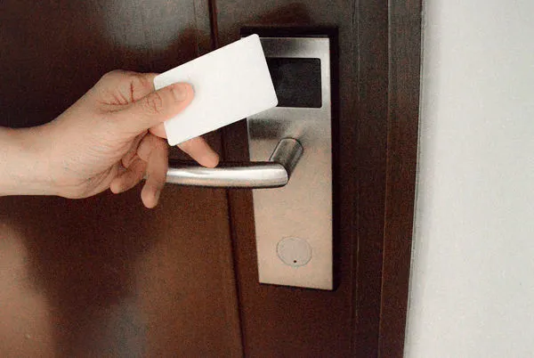 ▲▼飯店房卡,住宿,旅館,房號,。（圖／VCG）