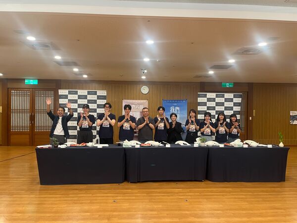 ▲《我們六個》舉辦映後直播，演員們都看到落淚。（圖／大愛電視提供）