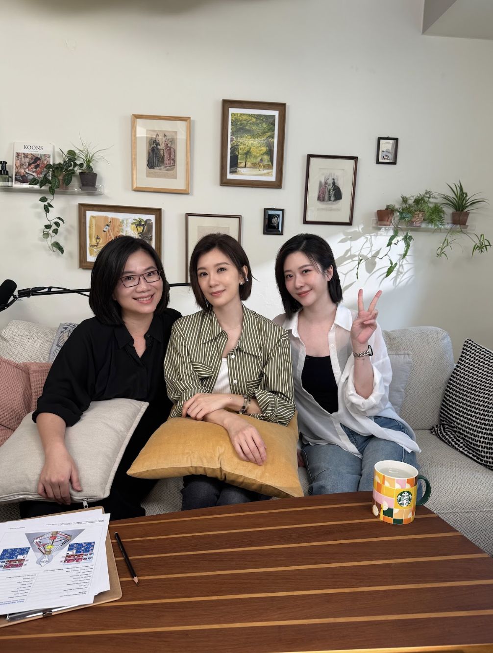 ▲賈靜雯登上張景嵐Podcast節目。（圖／menomeno X 人類圖畫館提供）