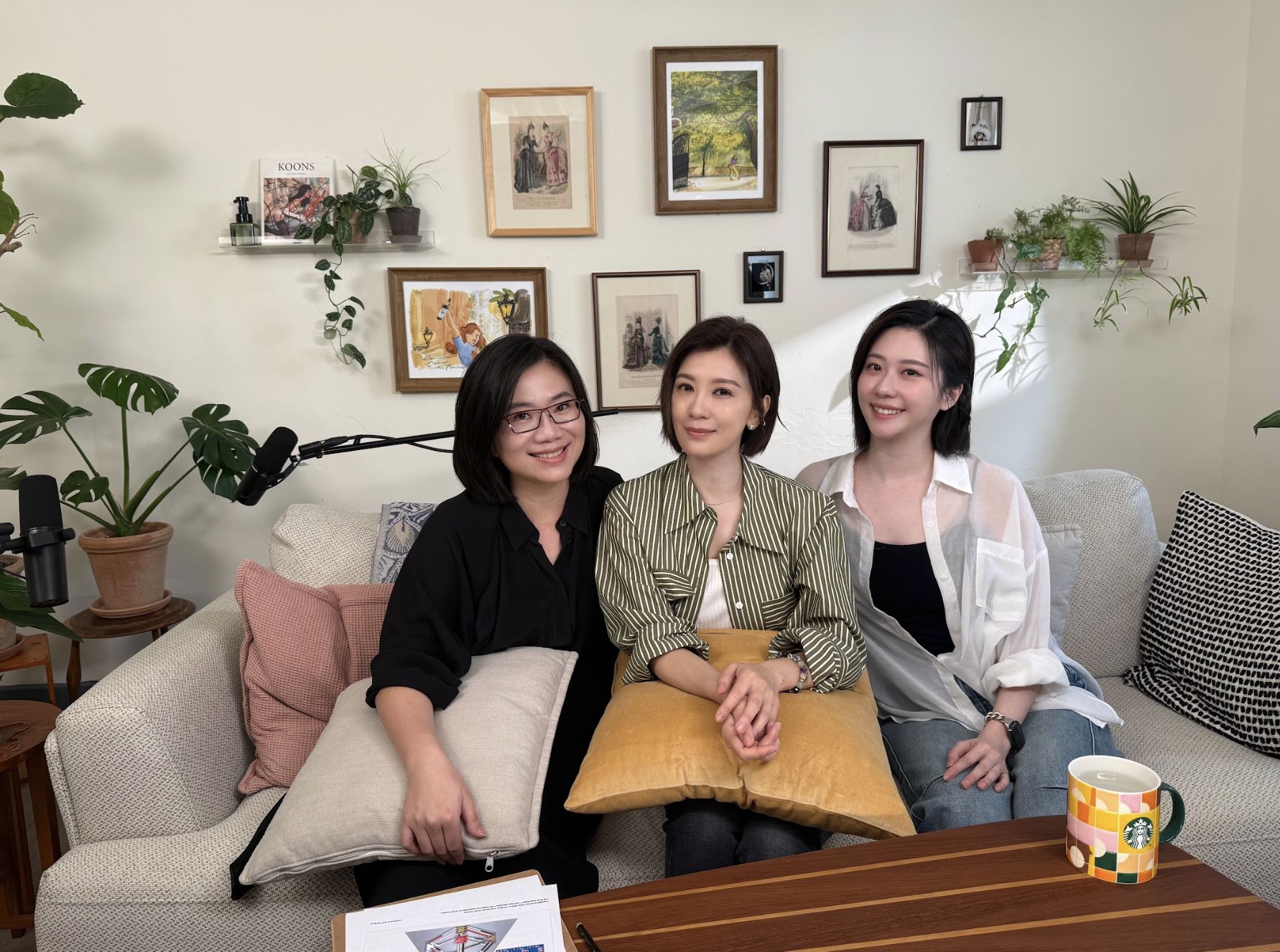 ▲賈靜雯登上張景嵐Podcast節目。（圖／menomeno X 人類圖畫館提供）