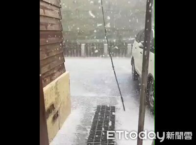 合歡山下冰雹！5分鐘成雪白世界　民眾驚喜狂拍照
