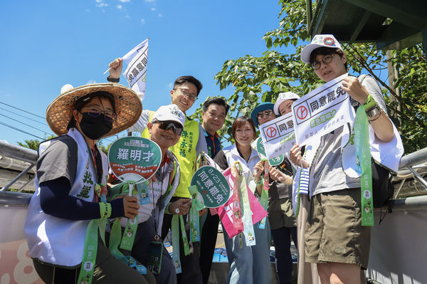 ▲▼823罷免投票倒數三天，新店車掃出發！蘇巧慧：將守護民主的聲音傳入每個家戶。（圖／民進黨新北市黨部提供）