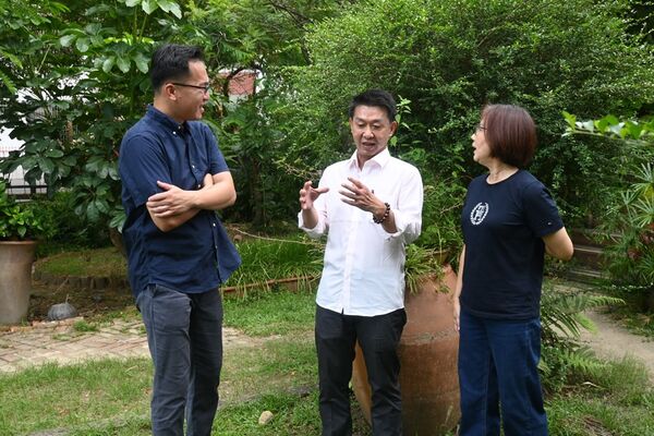 ▲▼民進黨湧言會高雄市議員林智鴻及黃飛鳳表態挺立委許智傑選高雄市長。（圖／立委許智傑國會辦公室提供）