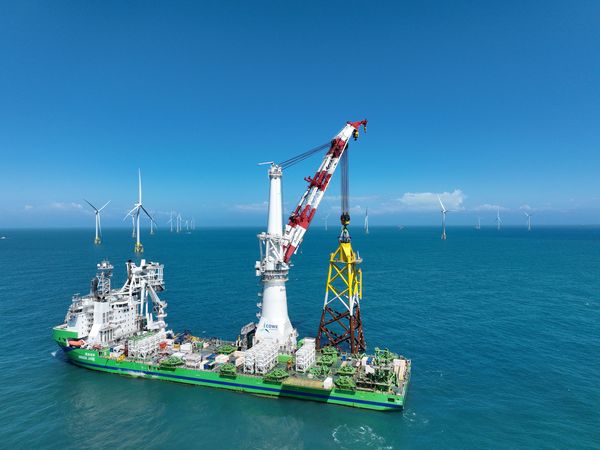 ▲台船環海提前交付海龍計畫套管式水下基礎安裝工程。（圖／台船環海）