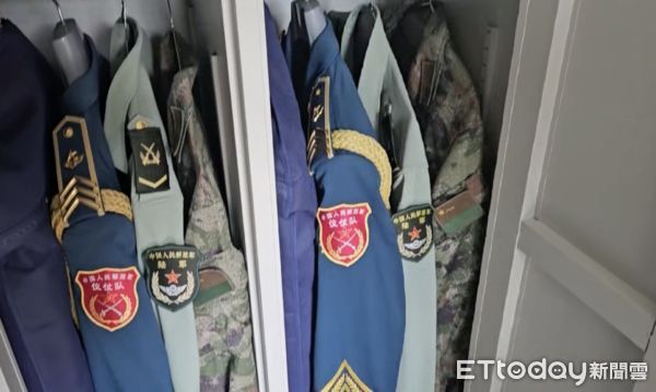 ▲解放軍儀仗隊寢室內務櫃。（圖／記者陳冠宇攝）