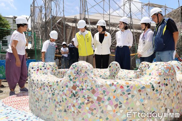 ▲安客家西螺街長宿舍修復及再利用工程自目前工程進度已達75%，日前舉行工地展覽暨上棟式儀式。（圖／記者游瓊華翻攝）