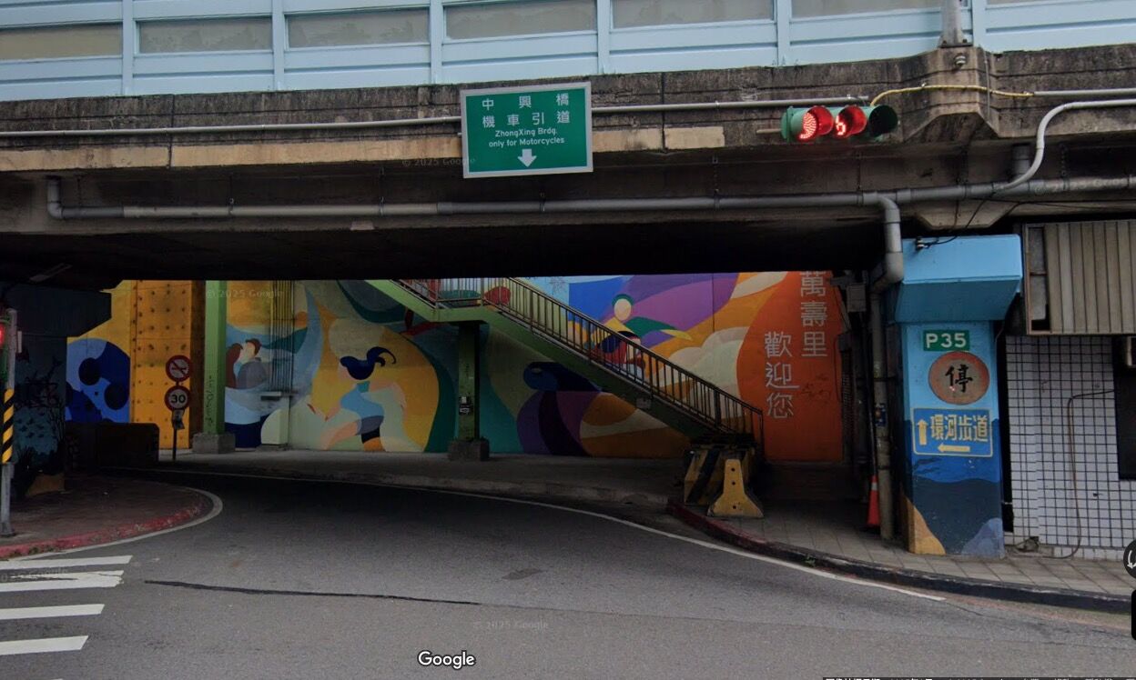 ▲▼中興橋機車引道。（圖／翻攝Google Map）