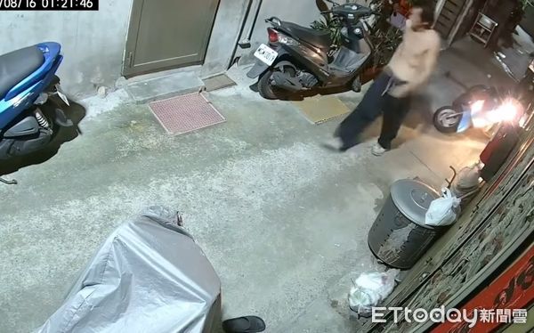 ▲▼台中婦女半夜遭半裸男子持玉米罐頭狂砸頭部。（圖／翻自游金隆臉書）