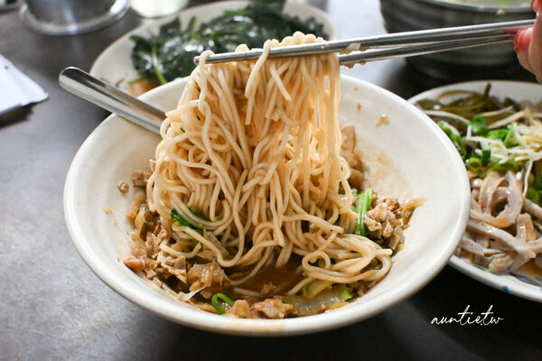 ▲▼96巷麵店。（圖／部落客水晶安蹄不務正業過生活授權提供）