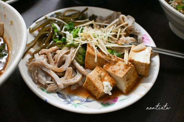 ▲▼96巷麵店。（圖／部落客水晶安蹄不務正業過生活授權提供）