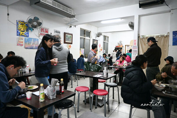 ▲▼96巷麵店。（圖／部落客水晶安蹄不務正業過生活授權提供）