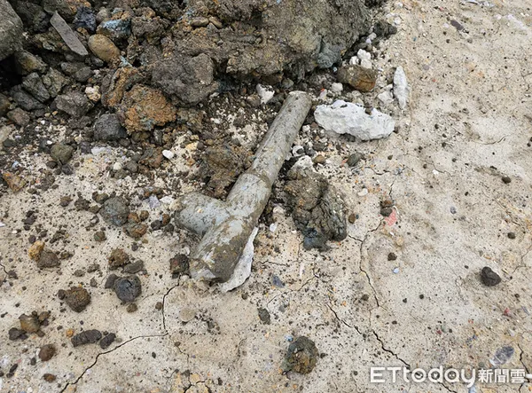 ▲▼       雲林地檢署偵破跨區營運廢棄物掩埋案             將北部某開發工程公司負責人等22人提起公訴      。（圖／記者游瓊華翻攝）