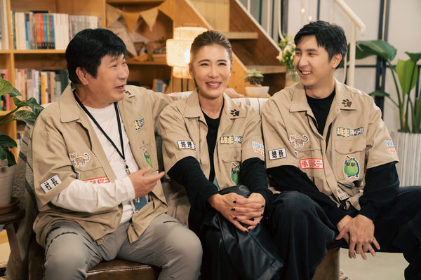 ▲▼女兒Emma手工製作生日卡片給小禎。（圖／客家電視台提供）