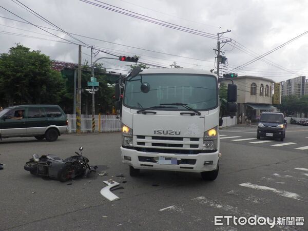 ▲▼孕婦車禍。（圖／民眾提供）