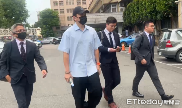 ▲▼             王大陸到新北地院2次開庭。（圖／記者陳以昇攝，下同）