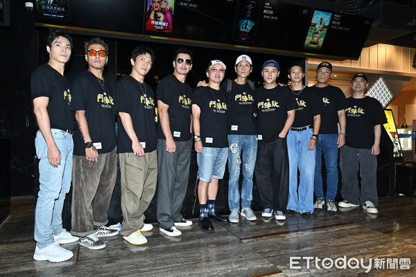 ▲▼唐振剛(左起)、潘俊佳、黃尚禾、伊正、孫鵬、喜翔、鄭人碩、黃冠智、王自強、監製張文旗出席電影《角頭－鬥陣欸》威秀一日店長記者會。（圖／記者李毓康攝）
