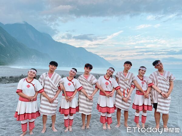 ▲▼8月底2場活動有糜途樂團、夠了ㄛQurug 樂團、第一屆《好聲音》冠軍，以及峽谷樂舞團木琴、舞蹈與第二屆亞軍團體，帶來充滿熱力與節奏的夏日開場。（圖／太管處提供，下同）