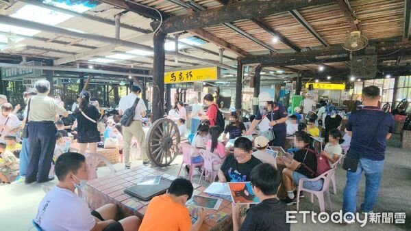 ▲▼    童年渡假村陳明順陳柏任父子致力於推展美術畫畫活動，讓學子們感受與體驗當台灣印象派實踐家的精彩與樂趣  。（圖／童年渡假村提供）