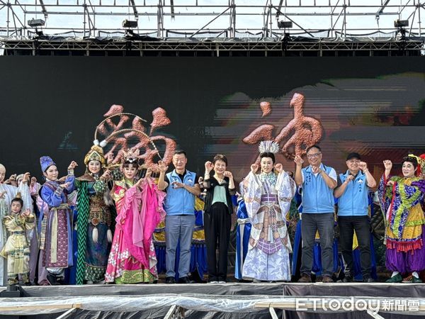 ▲▼明華園睽違十年在金門演出《貓神》。（圖／記者林名揚翻攝）