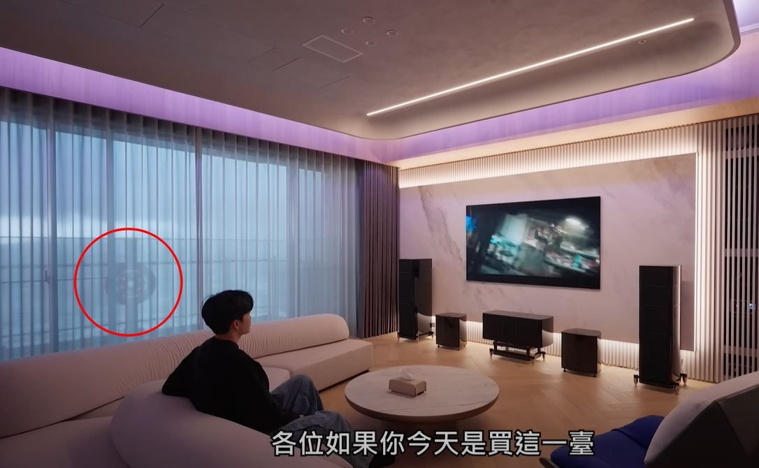 Joeman從開箱豪宅到住進豪宅。（圖／翻攝自YouTube／Joeman）