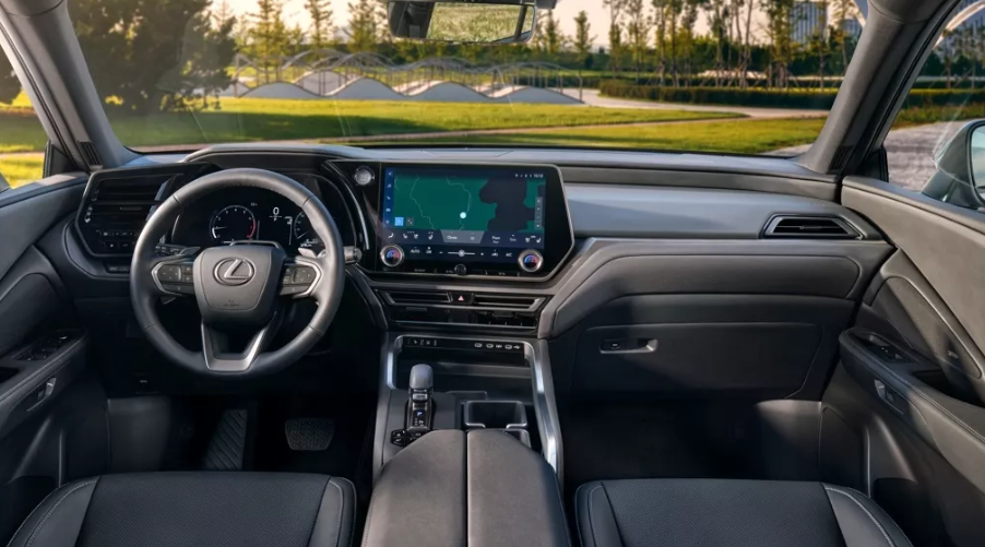 ▲LEXUS TX於北美推出新年式！（圖／翻攝自LEXUS）