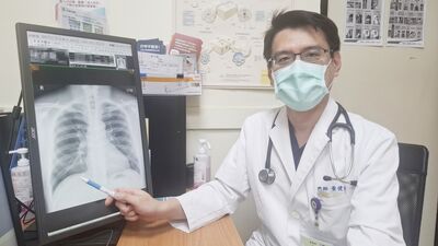 28歲日籍男「肺齡95歲」長期咳嗽喘不過氣　竟是氣喘控制不良