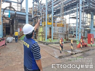 快訊/高雄小港飄「嗆鼻化學味」居民喉嚨發癢狂咳 元兇抓到了