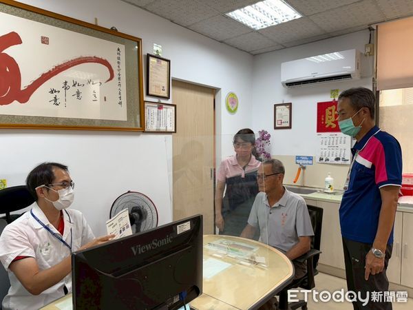 ▲▼  嘉義縣大林鎮50年菸癮長輩戒菸成功 。（圖／嘉義縣政府提供）