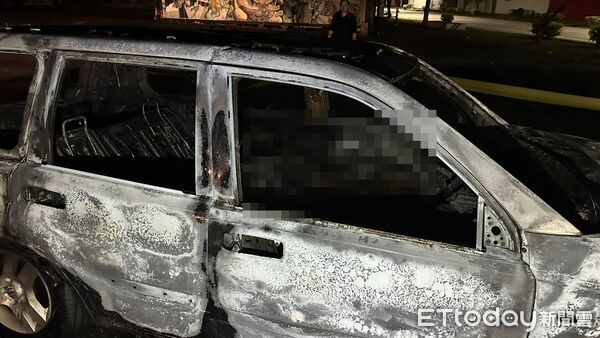 ▲▼(打碼)花蓮吉安一處停車場凌晨傳出爆炸聲，自小客燒成火球，車內尋獲一焦屍。（圖／民眾提供）