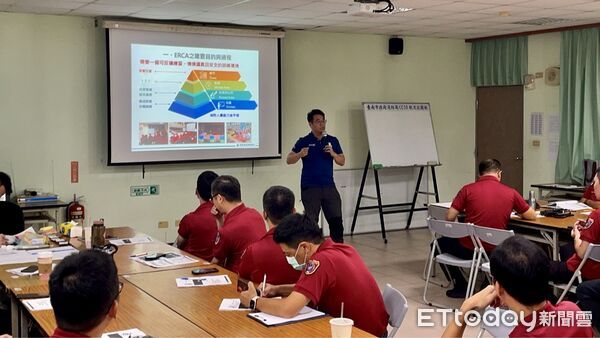 ▲台南市消防局於新化訓練中心舉辦高階指揮幹部訓練，強化火場救災管理能量。（記者林東良翻攝，下同）