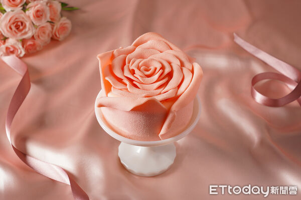 ▲▼BAC推出七夕限定「玫瑰夕語」手工造型蛋糕。（圖／BAC提供）