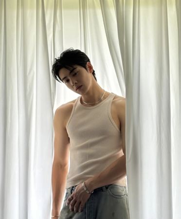 ▲車銀優當兵洗碗也會引起暴動。（圖／翻攝自車銀優IG）