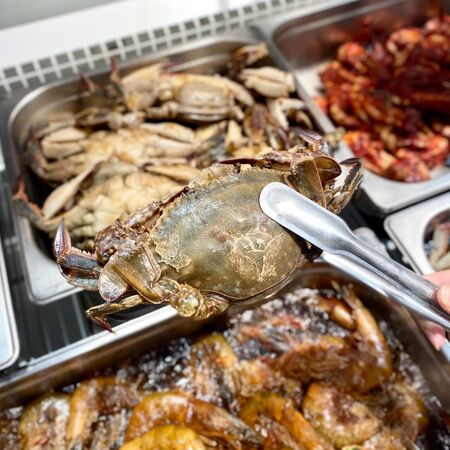 ▲新光三越、宏匯廣場在暑假尾端舉辦物產展。（圖／業者提供）