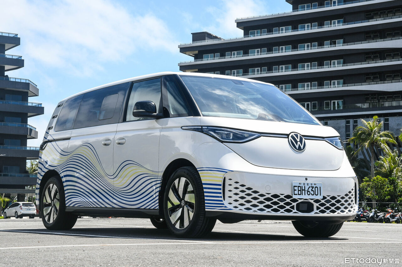 ▲福斯ID.Buzz 6人座展現更優勢的空間舒適。（圖／記者徐煜展攝）