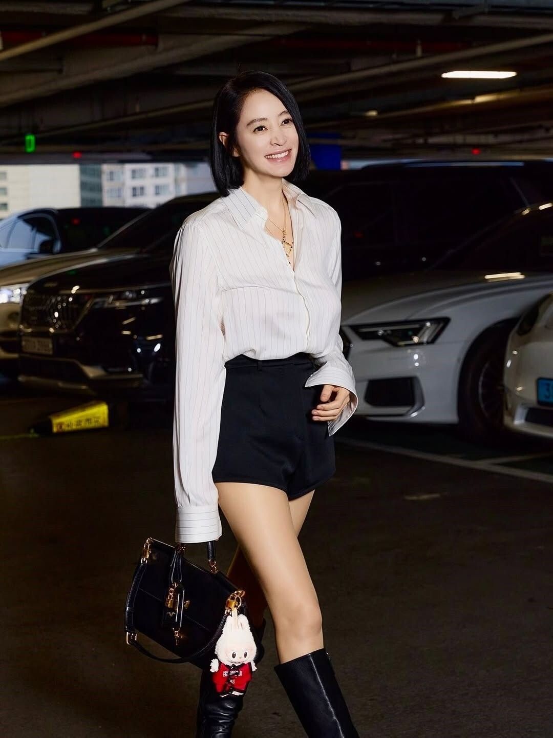 ▲金憓秀瘦身不瘦胸   。（圖／翻攝自IG）