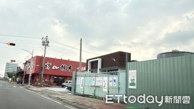 星巴克、藏壽司齊插旗 「高雄最南區」新案價2字頭