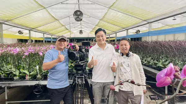 ▲▼   李志希、跨海、演出花卉短劇          。（圖／翻攝 《山海心语 花香两岸》）