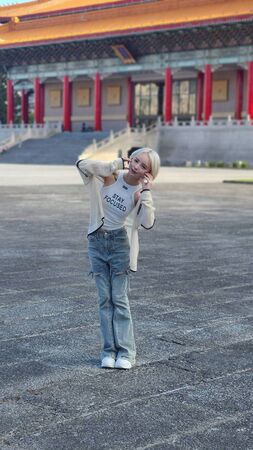 ▲▼日本AV女優L.V（佐山愛）、RIONA（廣瀨里緒菜）、RUNA組成團體BLACK DIAMOND（圖／無限暢通娛樂提供）