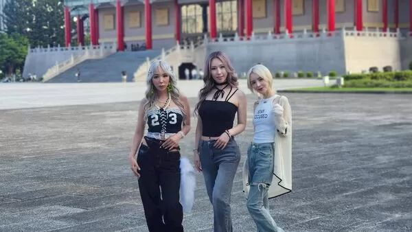 ▲佐山愛、廣瀨里緒菜、RUNA首次以團體名義來台見粉絲。（圖／無限暢通娛樂提供）