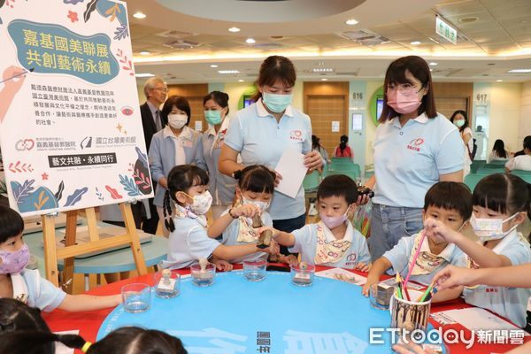 ▲▼   藝術陪伴醫療 共創永續願景嘉義基督教醫院與國立臺灣美術館簽署合作備忘錄   。（圖／嘉義基督教醫院提供）